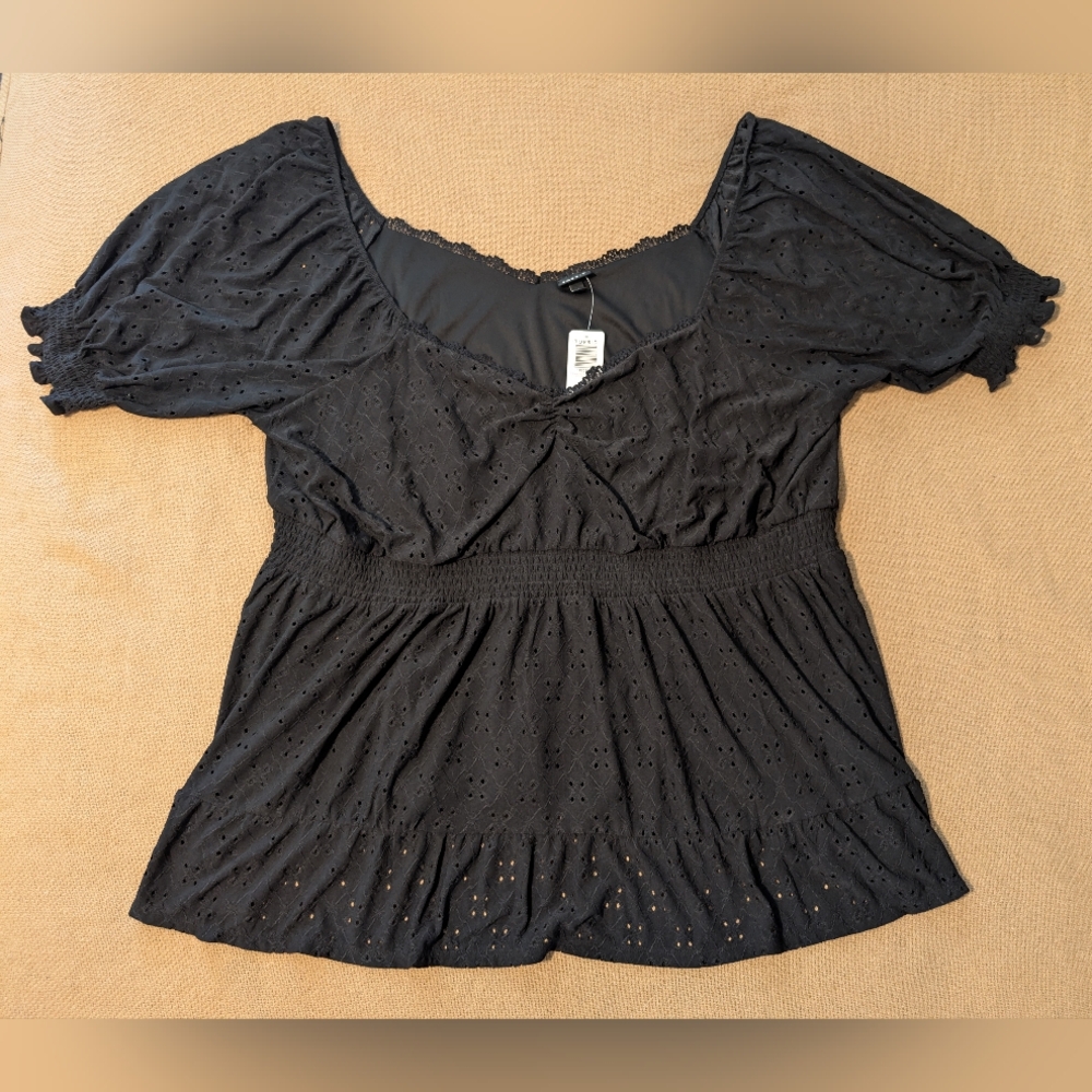 NWT Torrid 5X Black Eyelet Jersey Babydoll Top